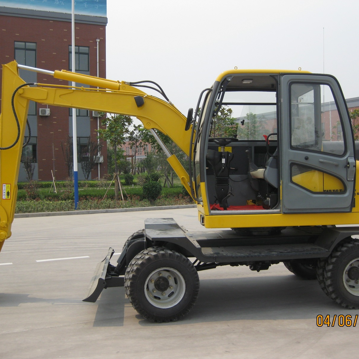 LC-Y65(wheel excavator)