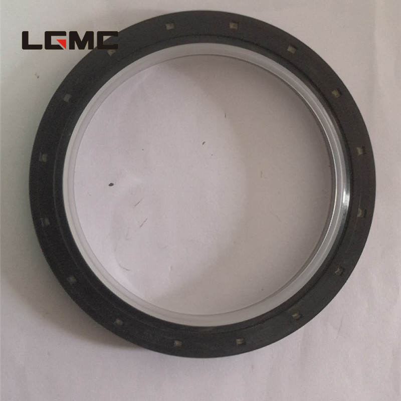 SP133941	LR.090100	Oil seal 105×130×12