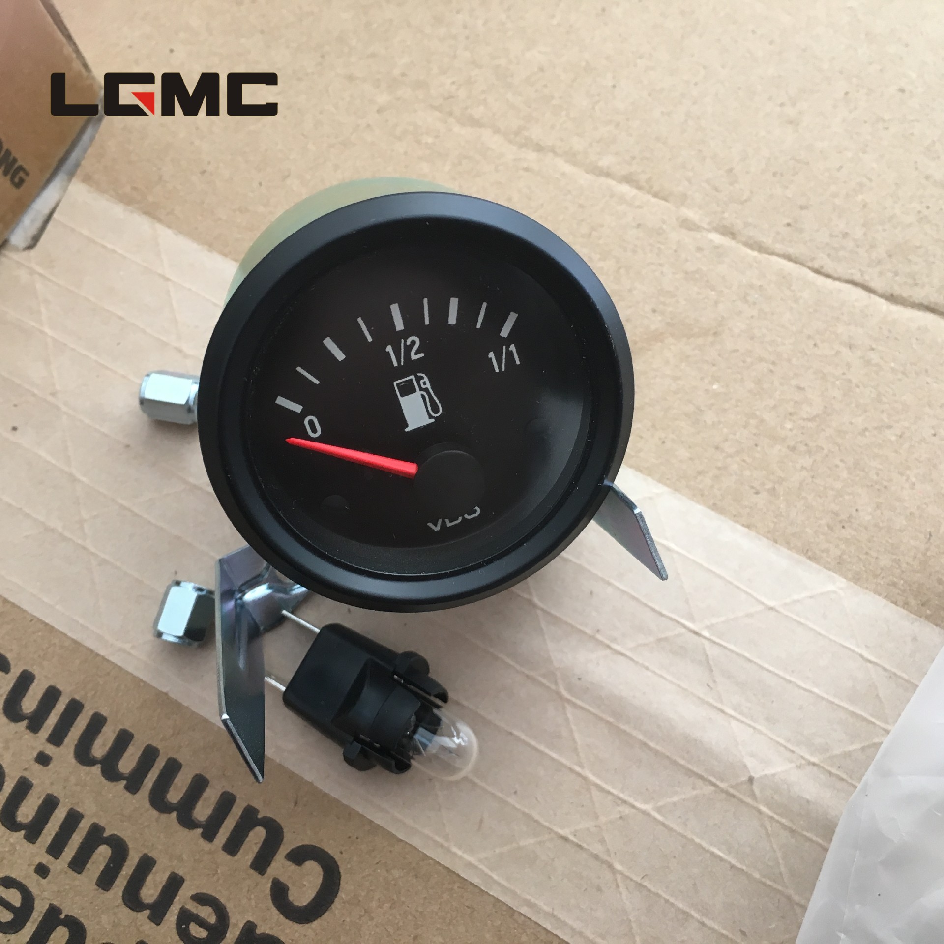 35B0098		fuel gauge