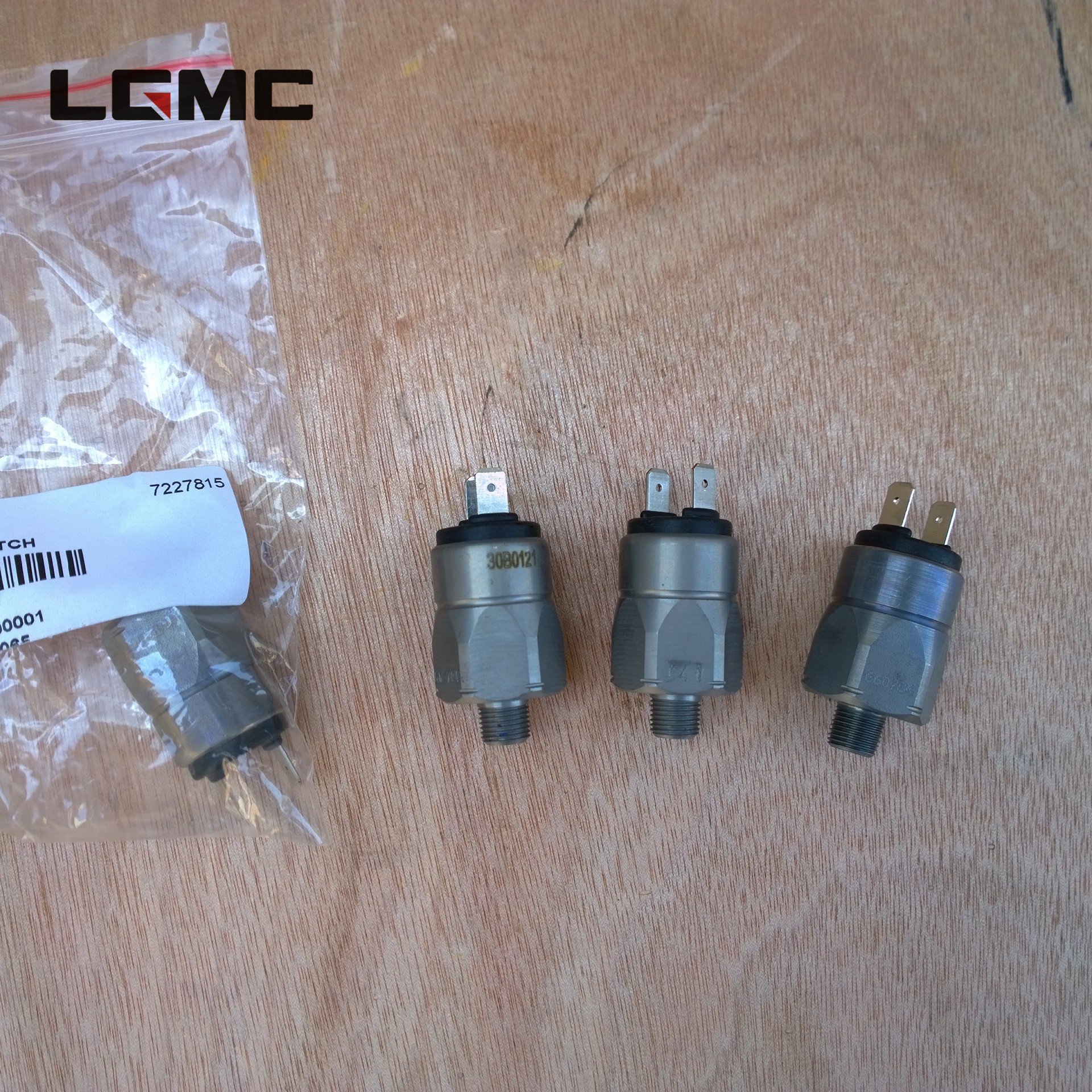 30B0121	30B0121	pressure switch; fittings