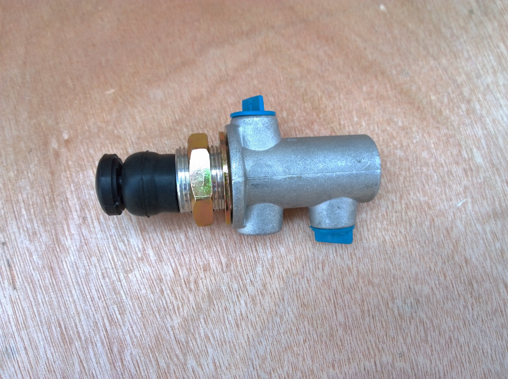 12C0026		Relief valve; assembly	valve	Loaders/Hydraulics	0.45kg