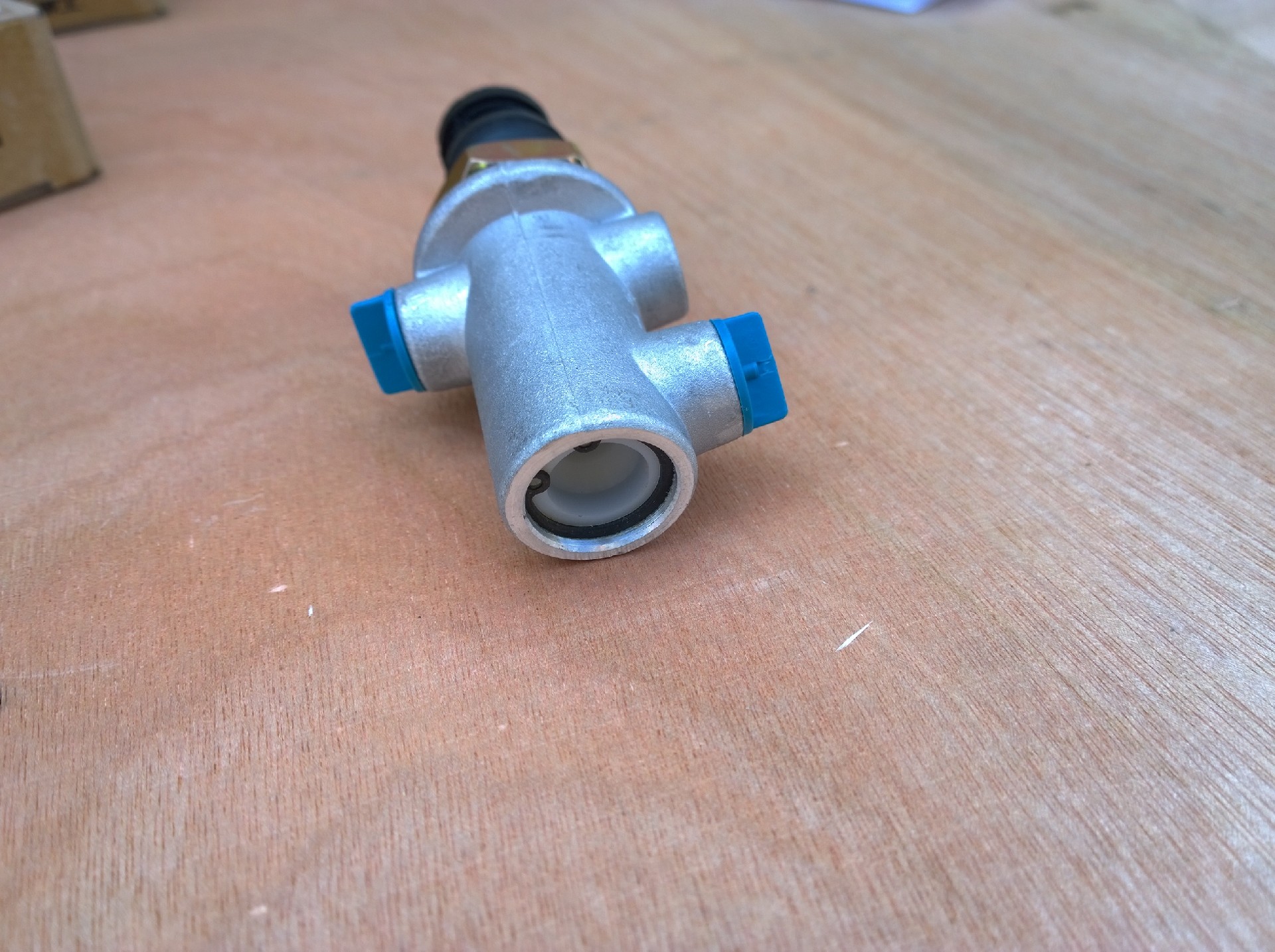 12C0026		Relief valve; assembly	valve	Loaders/Hydraulics	0.45kg