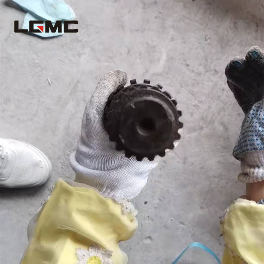 62A0011	BS305-68	Output shaft