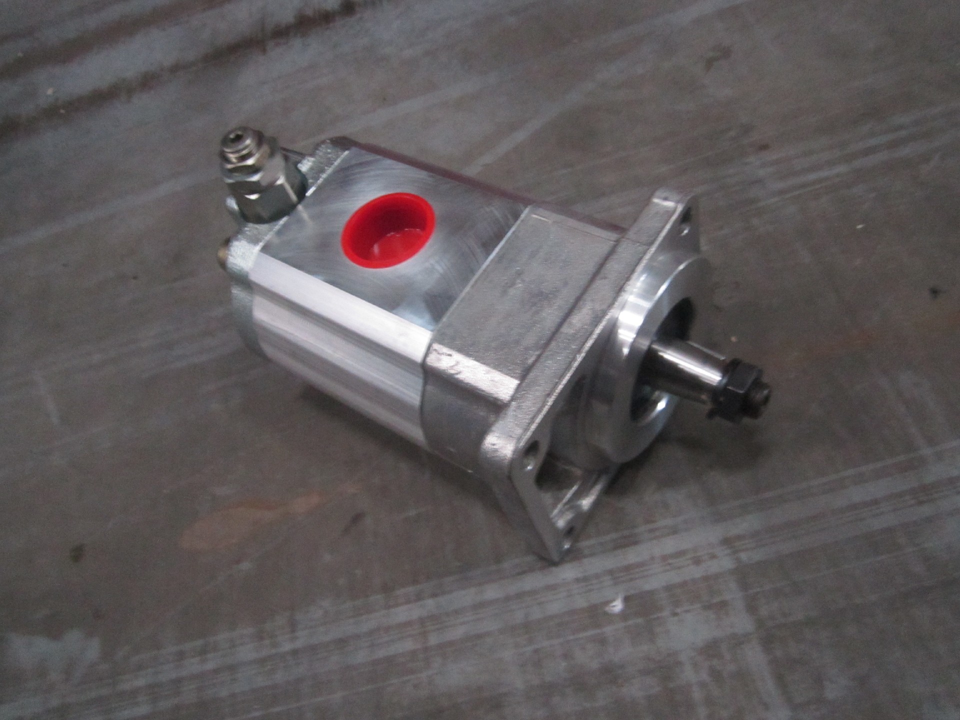 11C0256		fan drive motor