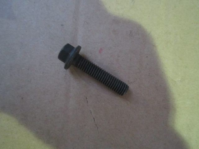 40C0896		Mounting Bolt 2830411