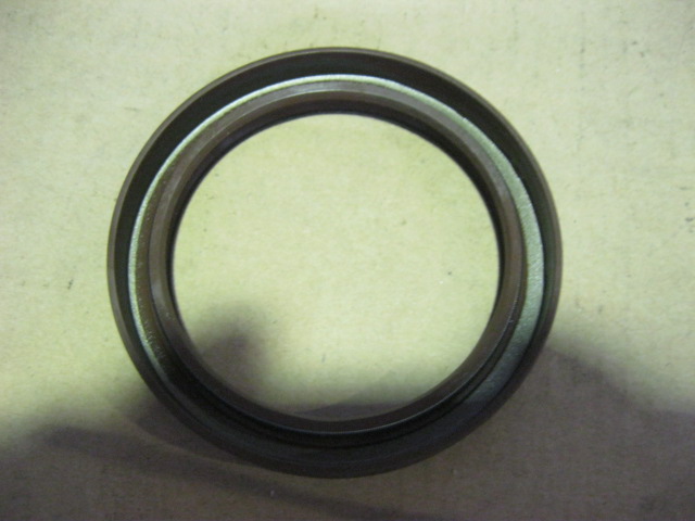 MW101362	YC209-C082105FR	Oil seal; 82×105