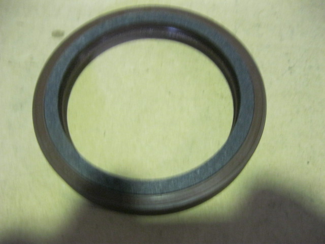 MW101362	YC209-C082105FR	Oil seal; 82×105