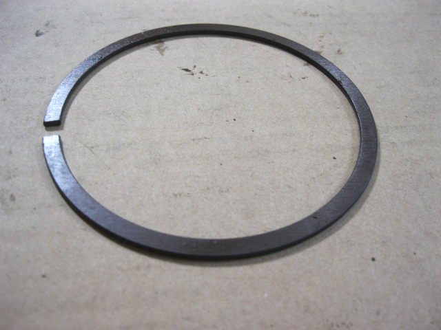 SP100045	ZF.0630503011	snap ring