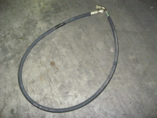 06C1390	06C1390	Hose assembly