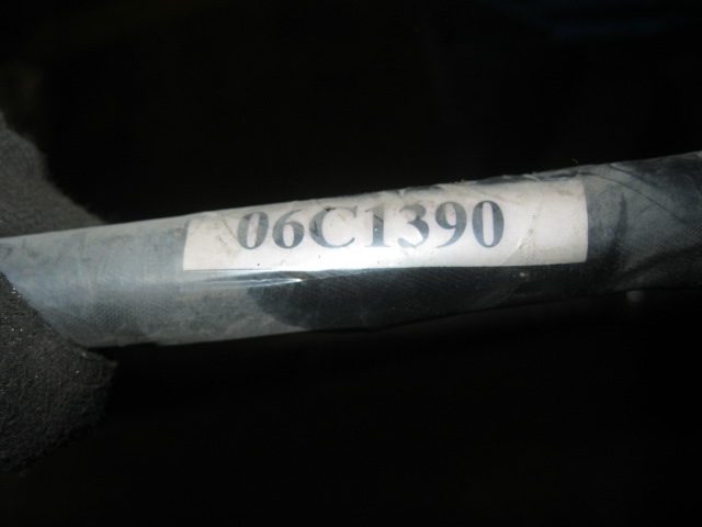 06C1390	06C1390	Hose assembly