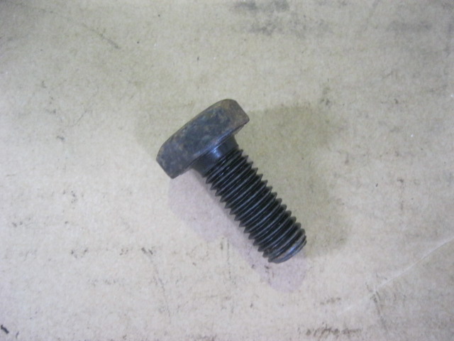 SP100103	ZF.0636015166	bolt