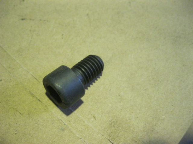 SP100112	ZF.0636101473	inner bolt