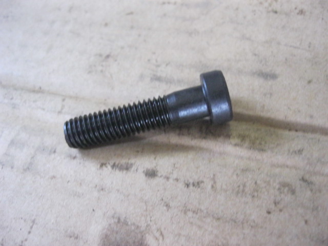 SP100114	ZF.0636102173	inner bolt