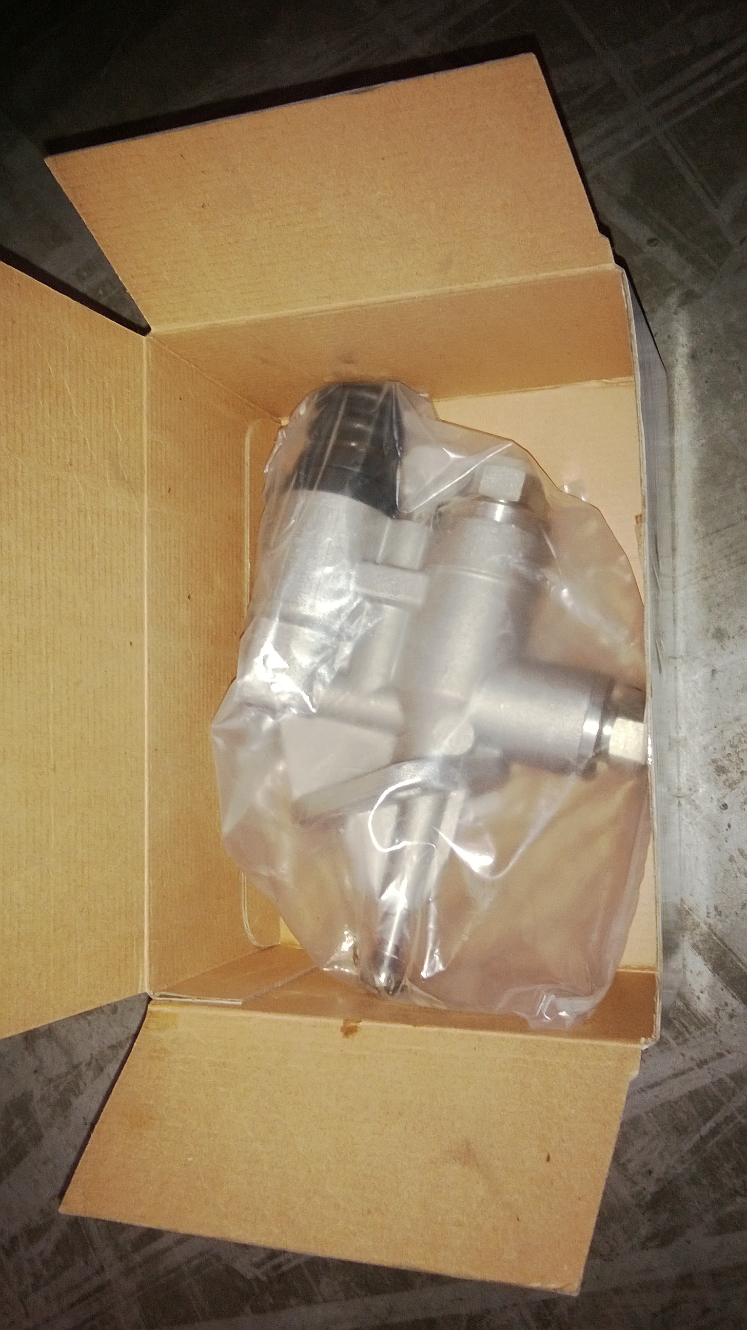 SP100729	6CT.3936318	Pump