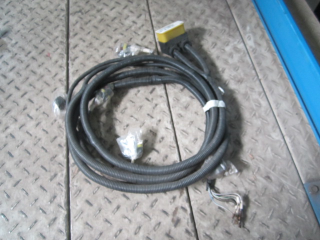 08C0713		Electric spray harness