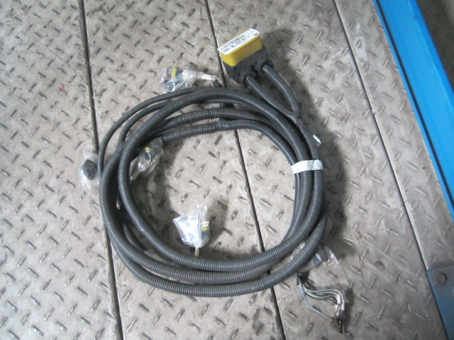 08C0713		Electric spray harness