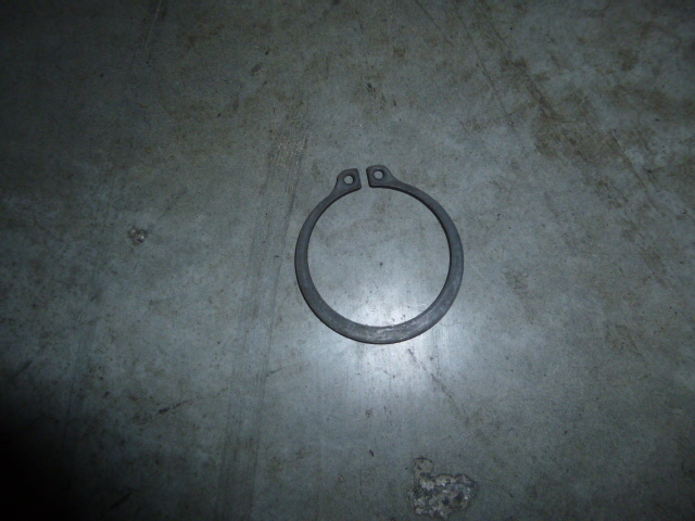 07B0201	0SR40	retaining ring; steel