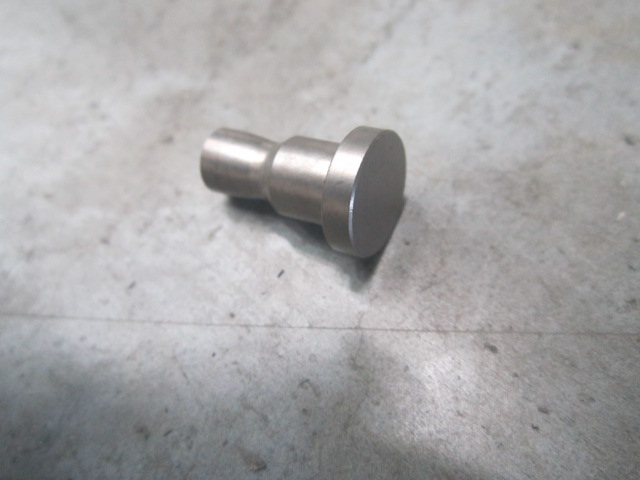 08B0270	0522-163	pin; steel