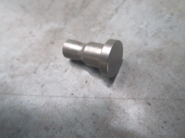 08B0270	0522-163	pin; steel