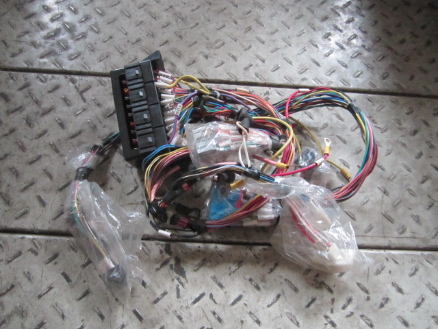 08C0902	08C0902	fuse box wiring harness