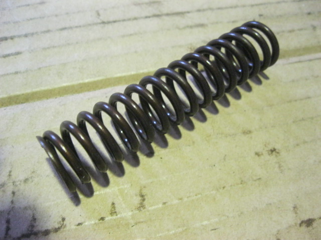 SP100207	ZF.0732042251	compressed spring