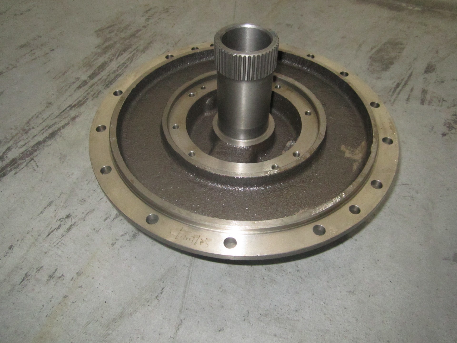 SP100431	ZF.4644302250	oil supply flange