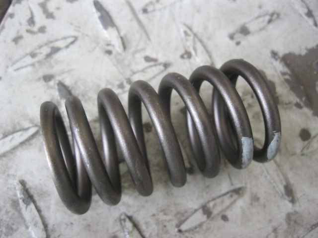 SP101346	D04-113-30A+A	valve spring