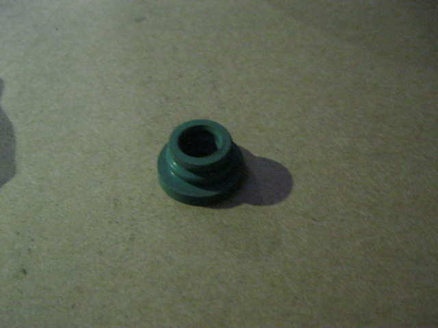 SP101384	6114.D04-300-01	housing bolt seal