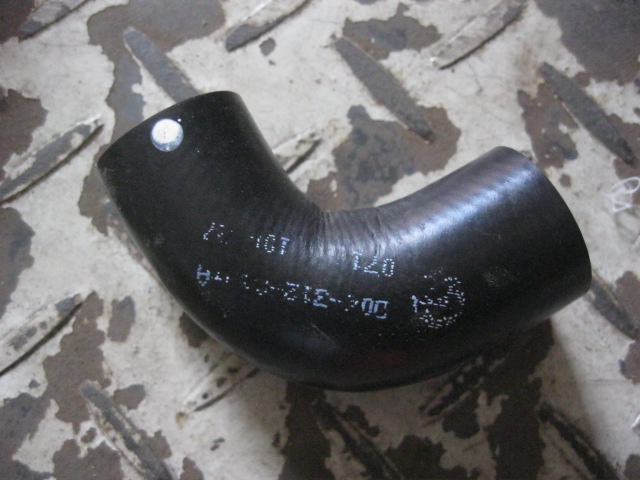 SP101389	D04-312-01A+A	Rubber elbow