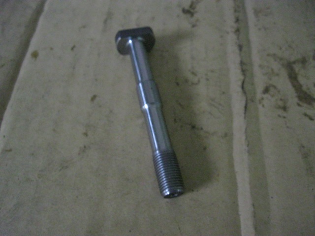 SP101404	D05-105-30+A	connecting rod bolt