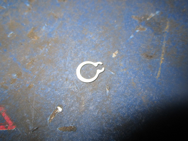 07B0020		Retaining ring; GB894.1-86; 6; 65Mn