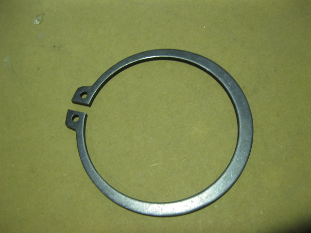 07B0100		Retaining ring; GB894.1-86; 70; 65Mn