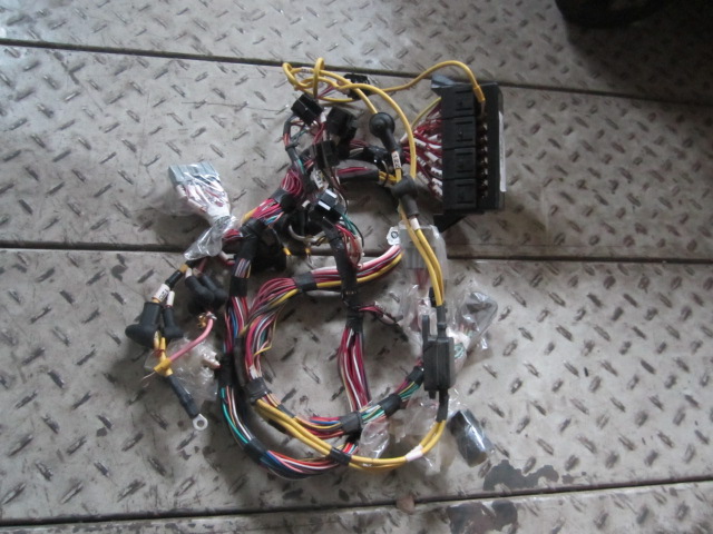 08C1452		Control box wiring harness