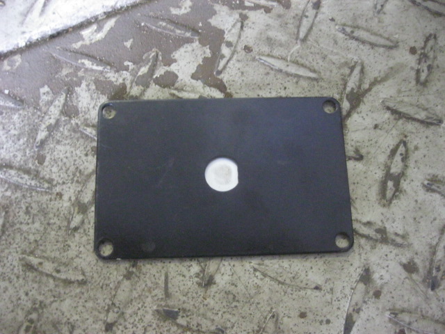 10A2080		Left armrest box front panel