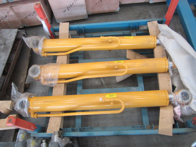 10C0239		Boom Cylinder; Assembly Parts