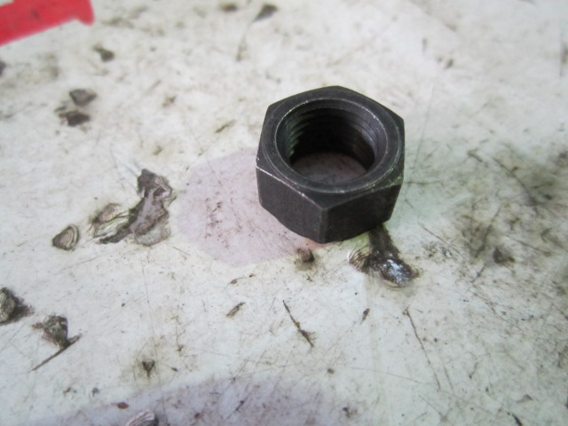 SP101815	6105Q-1007054	fasten the screw nut