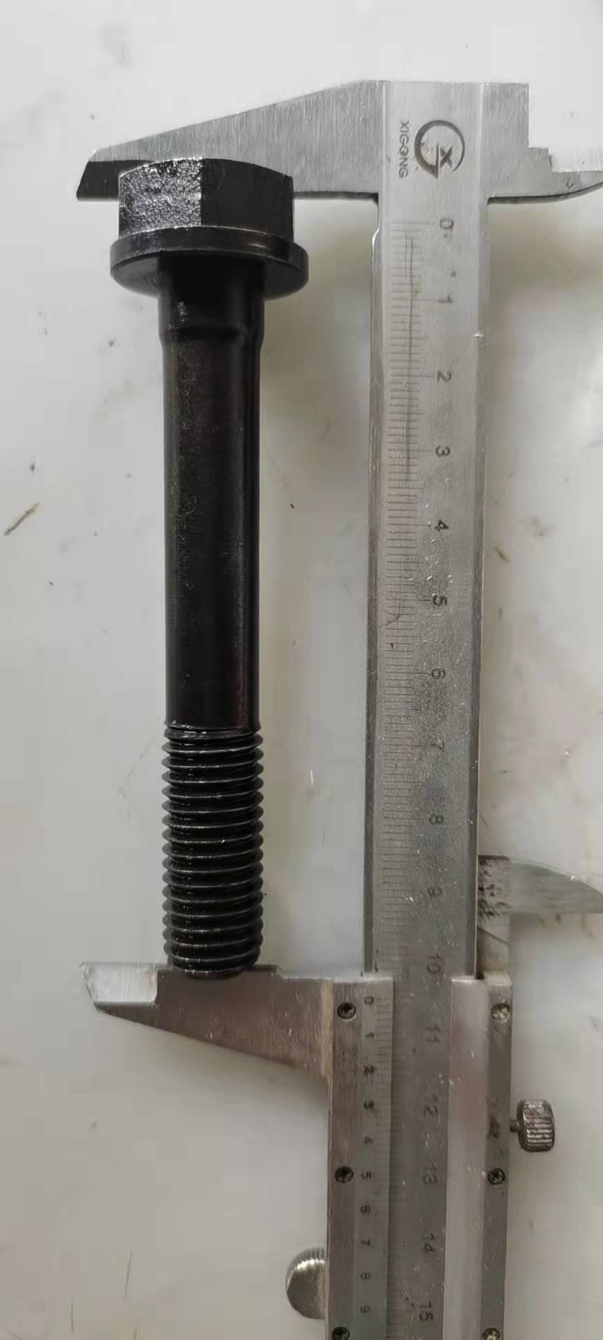 490B-01019A		 Bolt