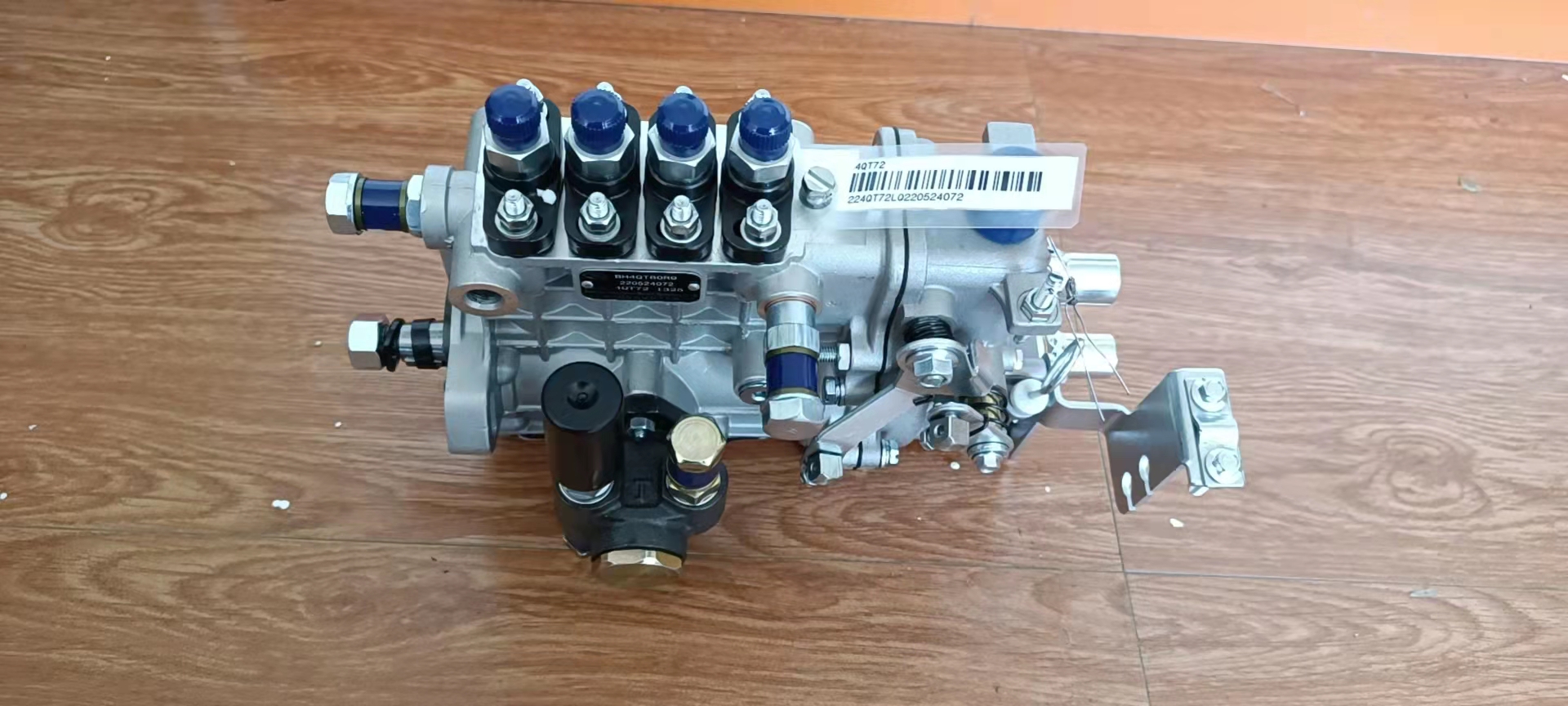 490B-21001 	4QT72Z	   Fuel injection pump