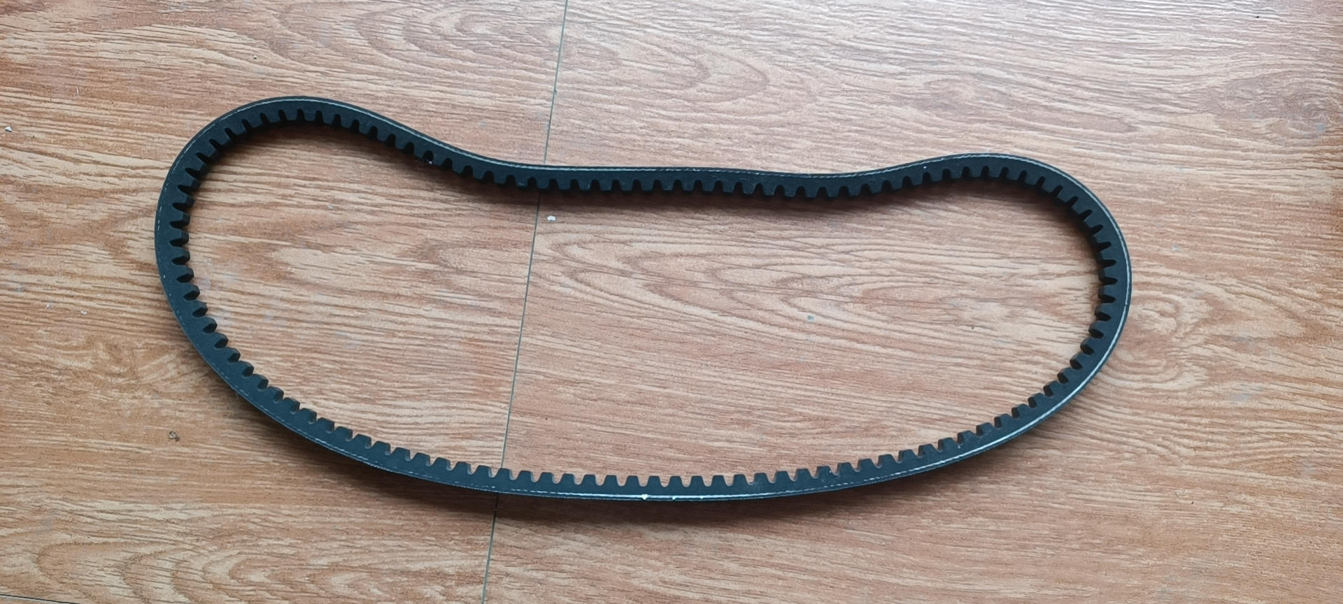 AV15x1060Li  		Fan belt