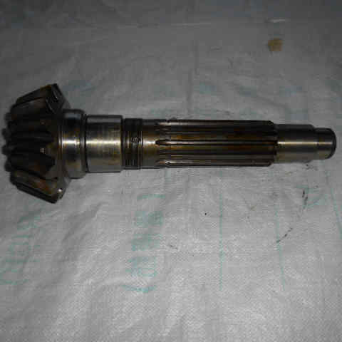 16Y-15-00061		 Output shaft