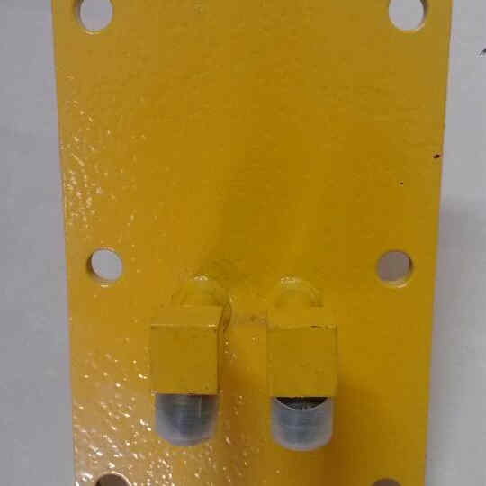 16Y-63-10000		 Connector seat