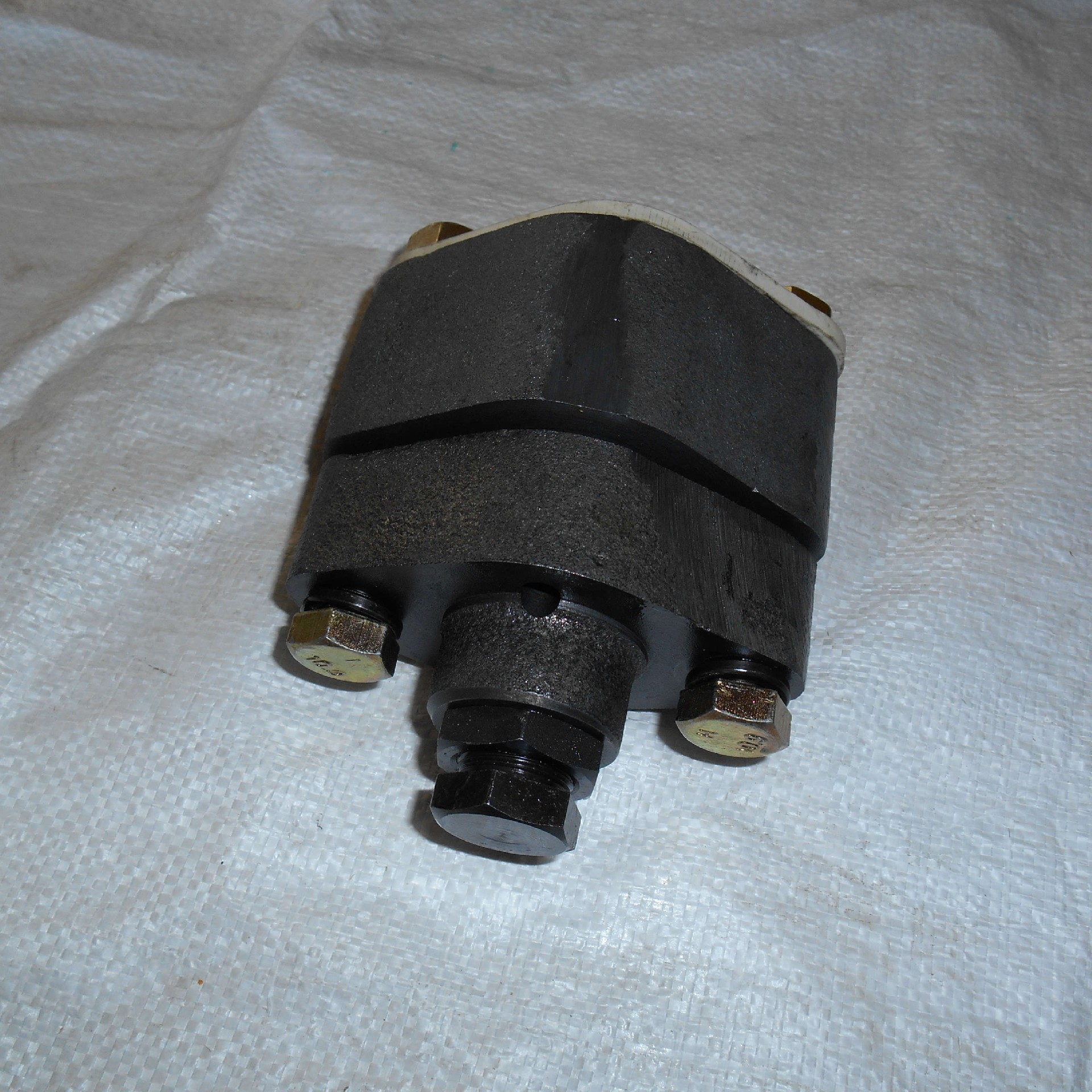 701-30-51002 		 Relief valve assembly