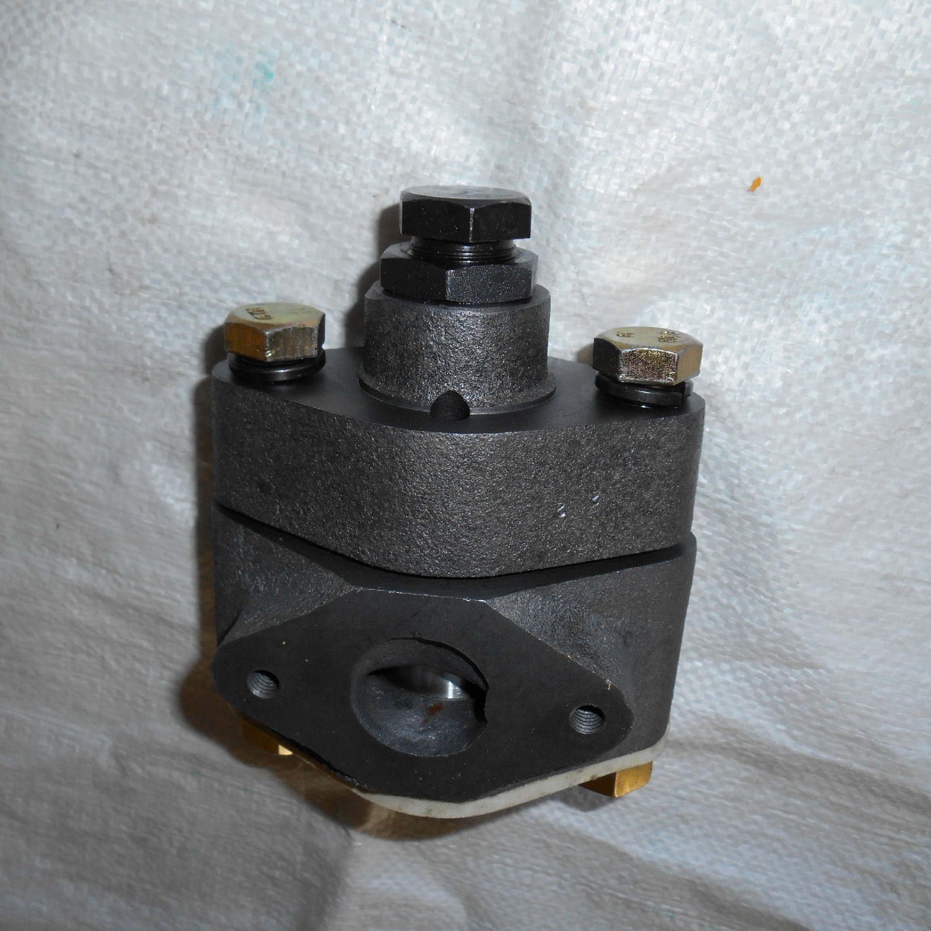 701-30-51002 		 Relief valve assembly