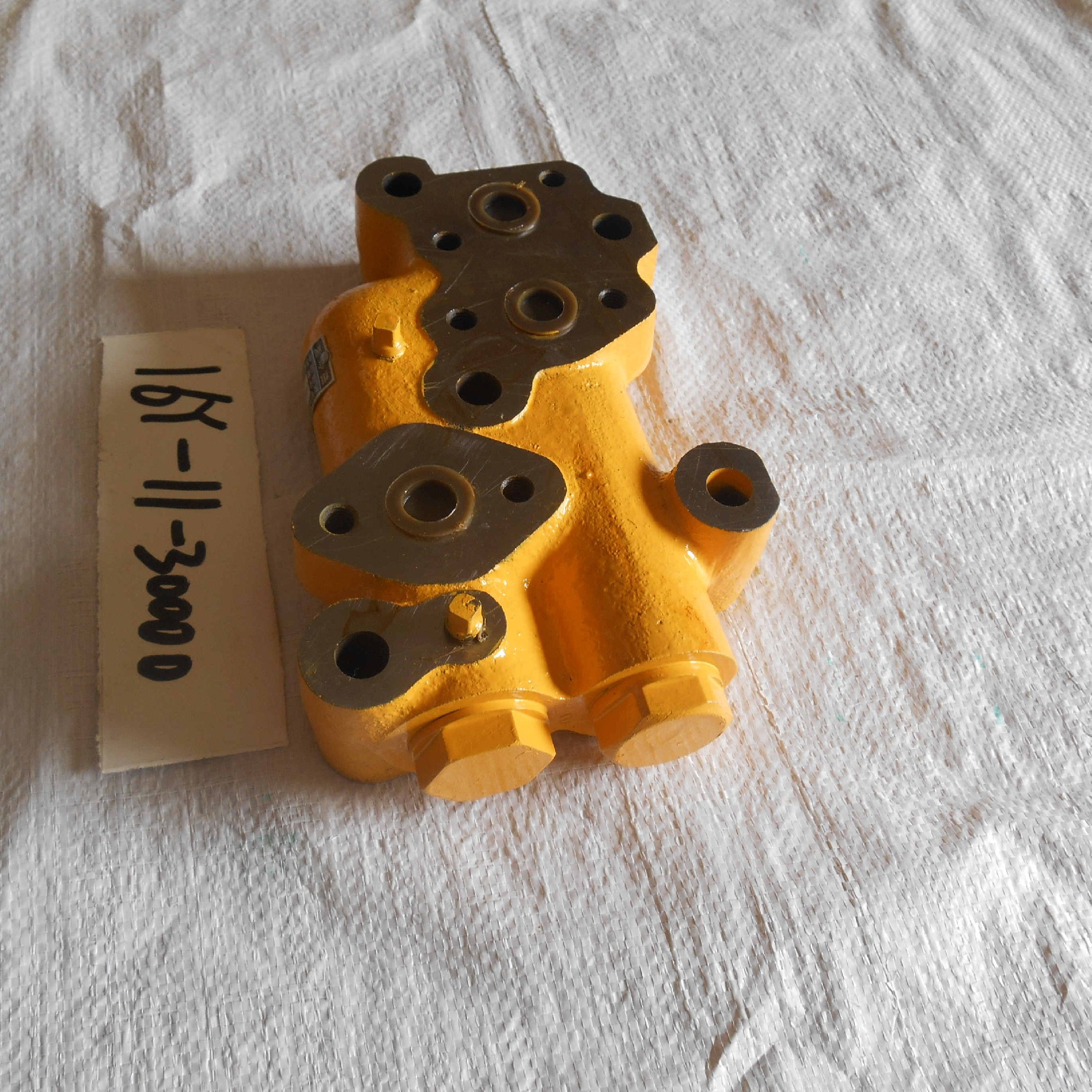 16Y-11-30000 (2)		Combination valve