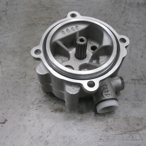 11C0590P01		pilot pump