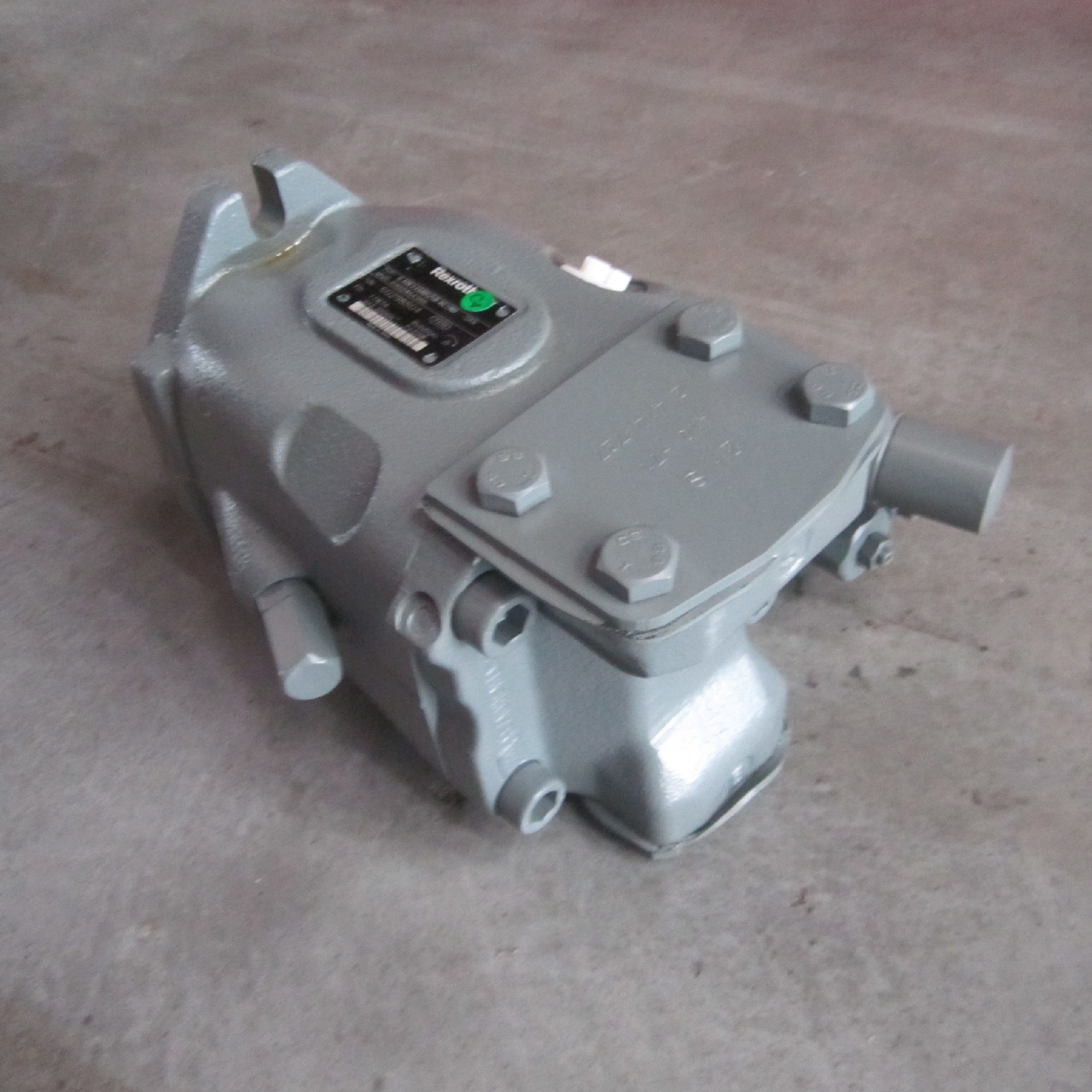 11C1011	ALA10V063LA8DS/53R-VUC12NOO-S247	pump; ASSY