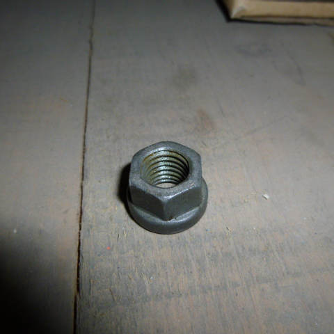 SP101867	WD.61200040034	shoulder nut