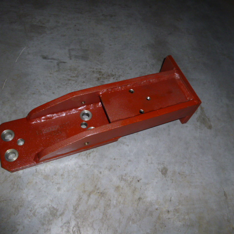 SP101871	WD.612600010157	bracket; left