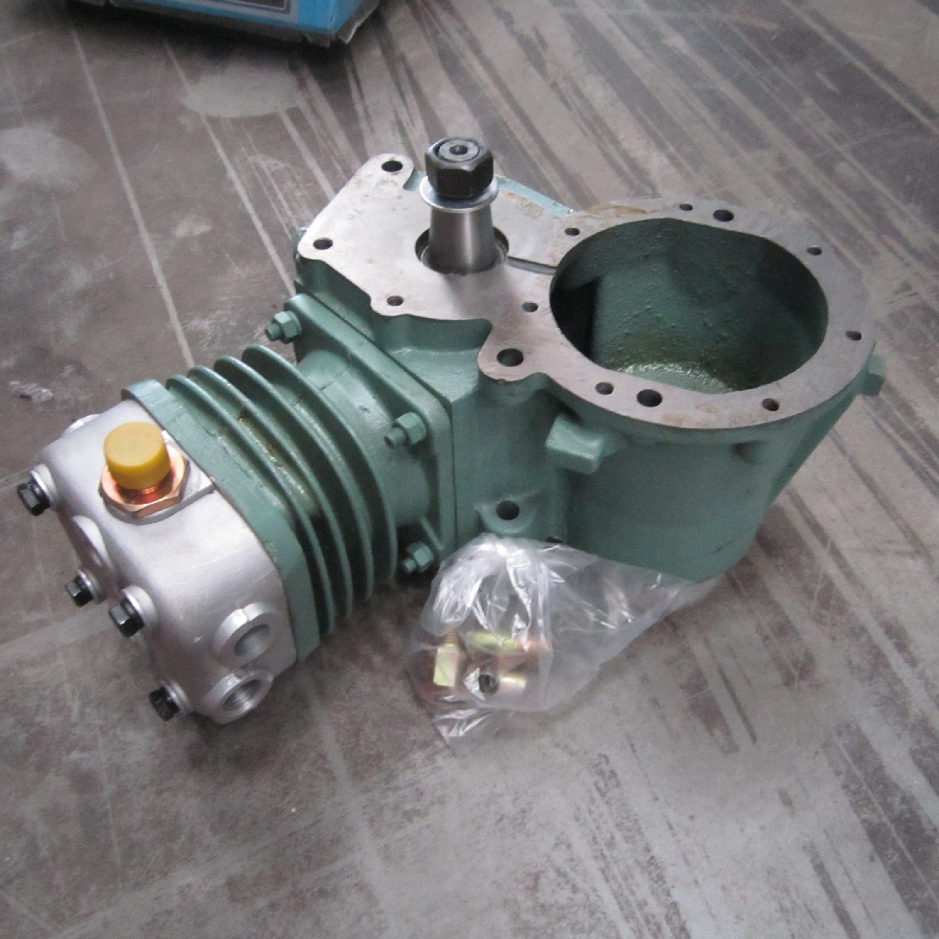 SP101910	WD.612600130043	air compressor