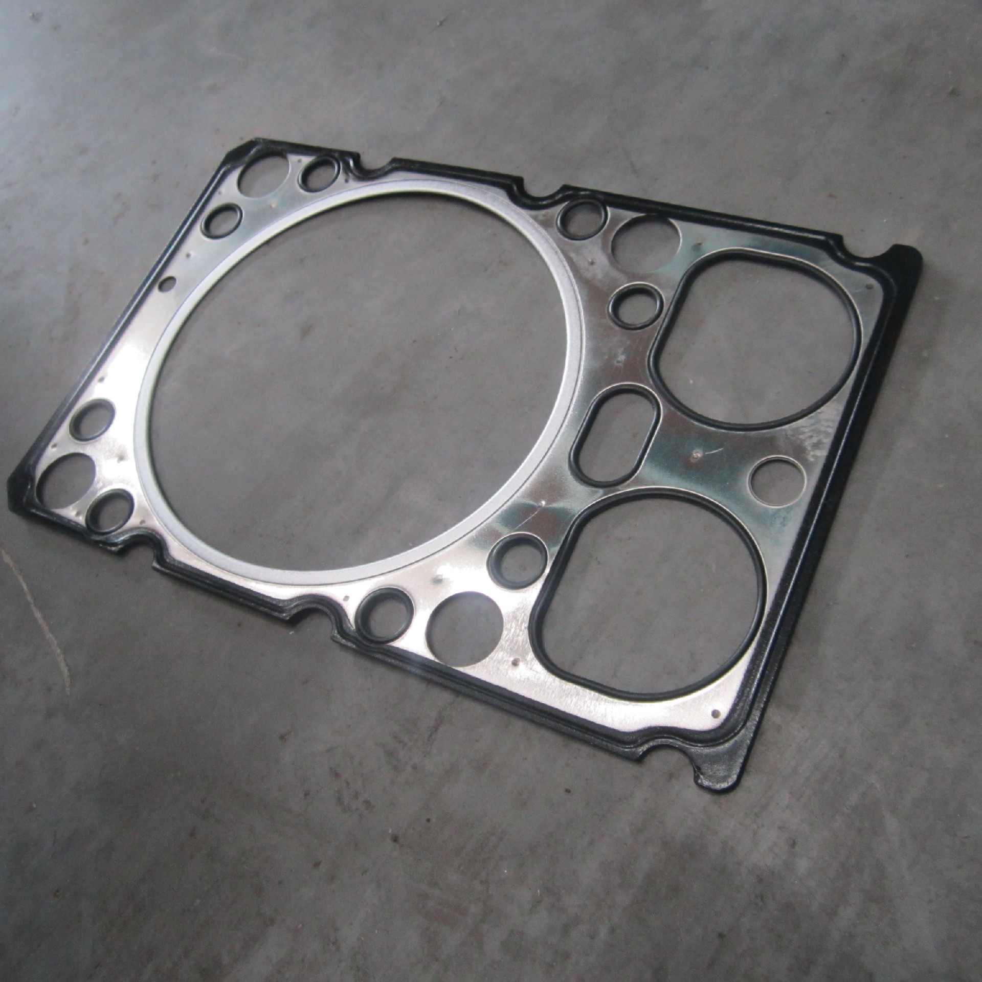 SP101967	WD.61500040049	Cylinder head gasket; cylinder bed